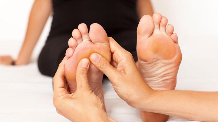 Heal Your Feet: How Osteopathy Can Help Treat Common Foot Conditions 